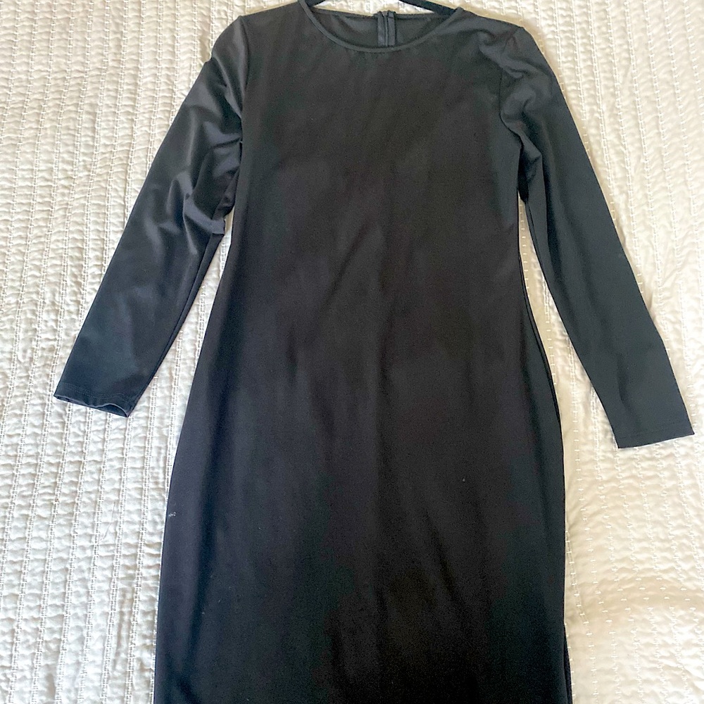 Black dress from Amazon slim sticks to body very comfortable!